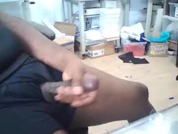 ANGELonDUTY – webcam model profile photo Image 12