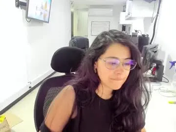 WhoreRobot – webcam model profile photo Image 18