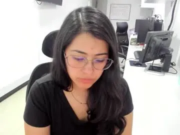 WhoreRobot – webcam model profile photo Image 19