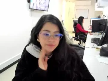 WhoreRobot – webcam model profile photo Image 4