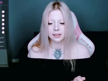 bunnydollstella – webcam model profile photo Image 10