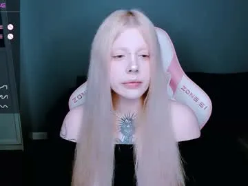 bunnydollstella – webcam model profile photo Image 13