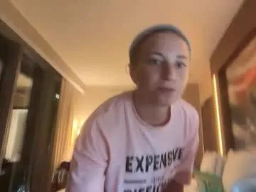 celeste__sweetx – webcam model profile photo Image 10