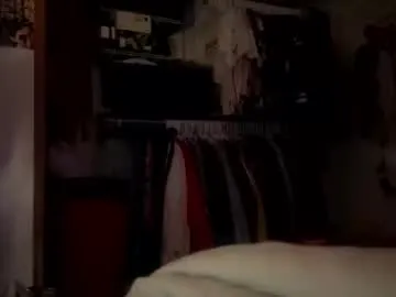 livslifee – webcam model profile photo Image 3