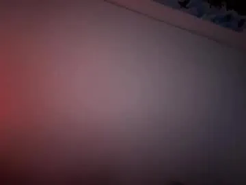 livslifee – webcam model profile photo Image 4