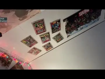 livslifee – webcam model profile photo Image 9