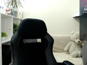 Anallovess – webcam model profile photo Image 2