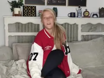 wildtequilla – webcam model profile photo Image 6