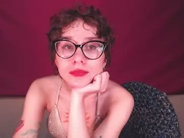 WhoreRobot – webcam model profile photo Image 15