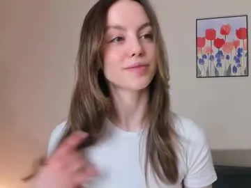 tinnymonroe – webcam model profile photo Image 15