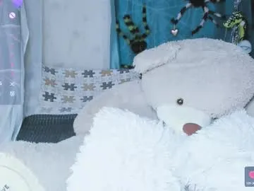 xlunami – webcam model profile photo Image 10