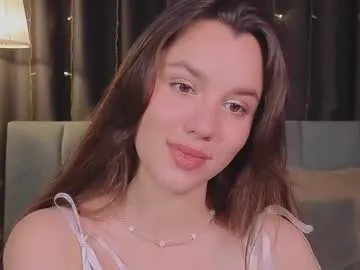 kisssmiles – webcam model profile photo Image 4