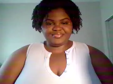 MinniMia free chat on liveonude Image 3