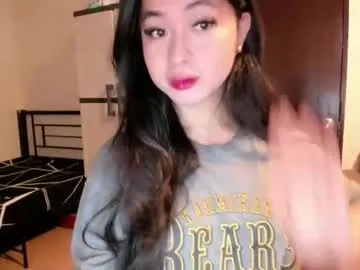 KristenKisa – webcam model profile photo Image 17