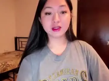 KristenKisa – webcam model profile photo Image 5