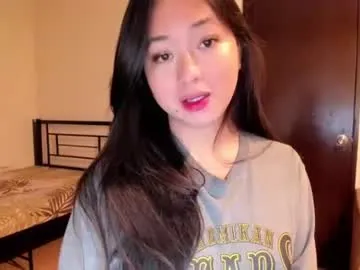 KristenKisa – webcam model profile photo Image 7