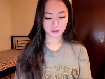 KristenKisa – webcam model profile photo Image 9