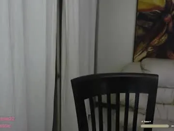 darling_dee – webcam model profile photo Image 14