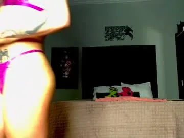 serenagrant – webcam model profile photo Image 2