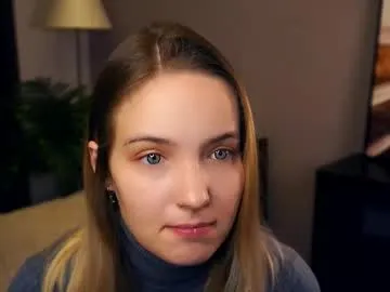 VikaAndMilana – webcam model profile photo Image 3