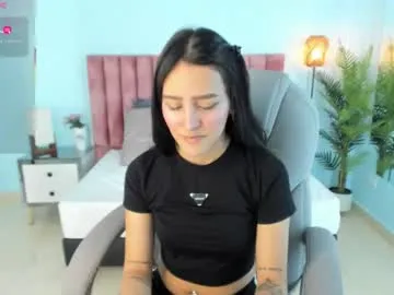 xlunami – webcam model profile photo Image 14