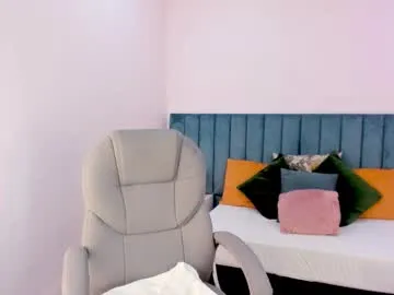 xlunami – webcam model profile photo Image 17