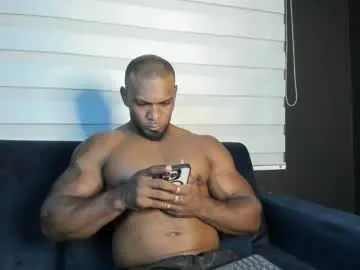 lucy1990xxx – webcam model profile photo Image 6