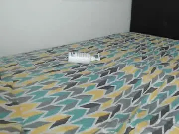 Vik1One1 – webcam model profile photo Image 18