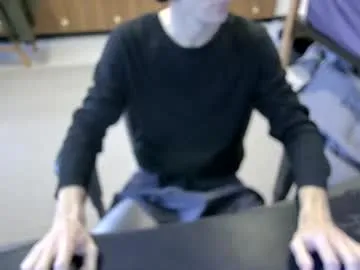 MiaTonyy – webcam model profile photo Image 3