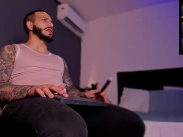 777_stefantransmen – webcam model profile photo Image 3