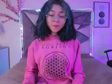 diffgirls1-1 – webcam model profile photo Image 7