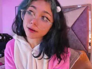 diffgirls1-1 – webcam model profile photo Image 8