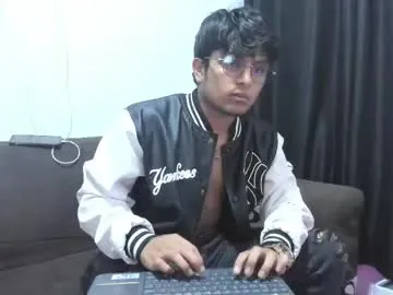 -The-sweet-couple- – webcam model profile photo Image 12