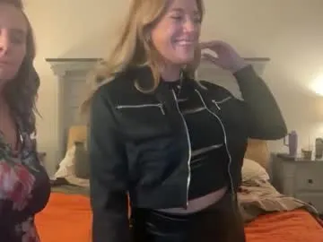 your_dolls – webcam model profile photo Image 14