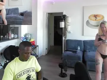 -The-sweet-couple- – webcam model profile photo Image 10