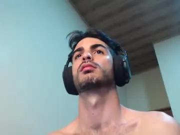 MiaTonyy – webcam model profile photo Image 11