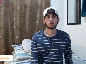 diffgirls1-1 – webcam model profile photo Image 19