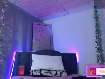 diffgirls1-1 – webcam model profile photo Image 3