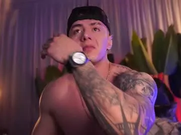 PeachGirl – webcam model profile photo Image 6