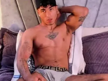 Anallovess – webcam model profile photo Image 3