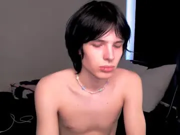 glossybabe_ – webcam model profile photo Image 4