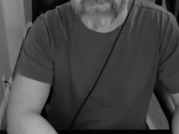 MiaTonyy – webcam model profile photo Image 5