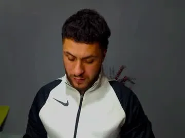 MinniMia – webcam model profile photo Image 7