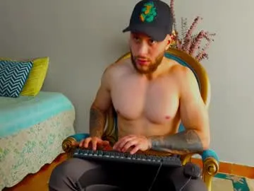 MinniMia – webcam model profile photo Image 9