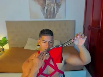 mk_ts_guy – webcam model profile photo Image 7