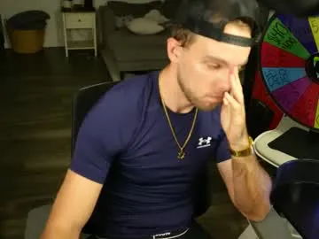 MinniMia – webcam model profile photo Image 6