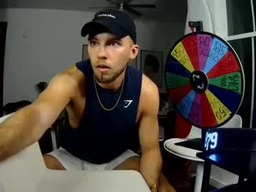 MinniMia – webcam model profile photo Image 9