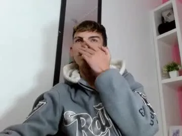 Likachkaa – webcam model profile photo Image 16