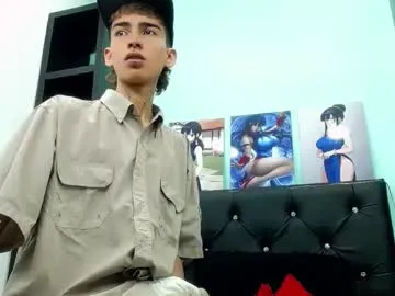 Likachkaa – webcam model profile photo Image 5