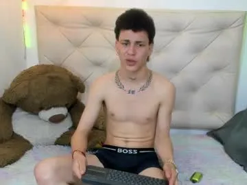 twink_strokes Image 11